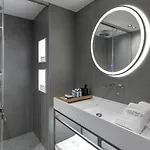 Essence Downtown - Adults Only