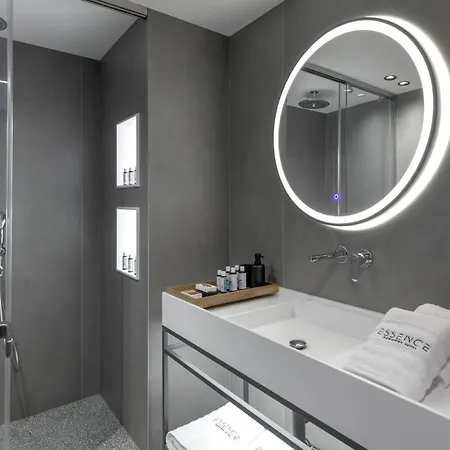 Essence Downtown - Adults Only