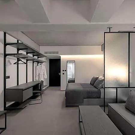 Отель Essence Downtown - Adults Only *